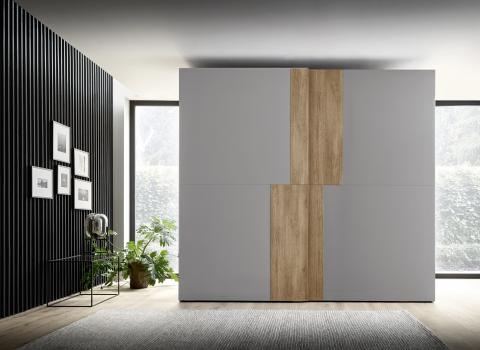 Sliding doors wardrobe